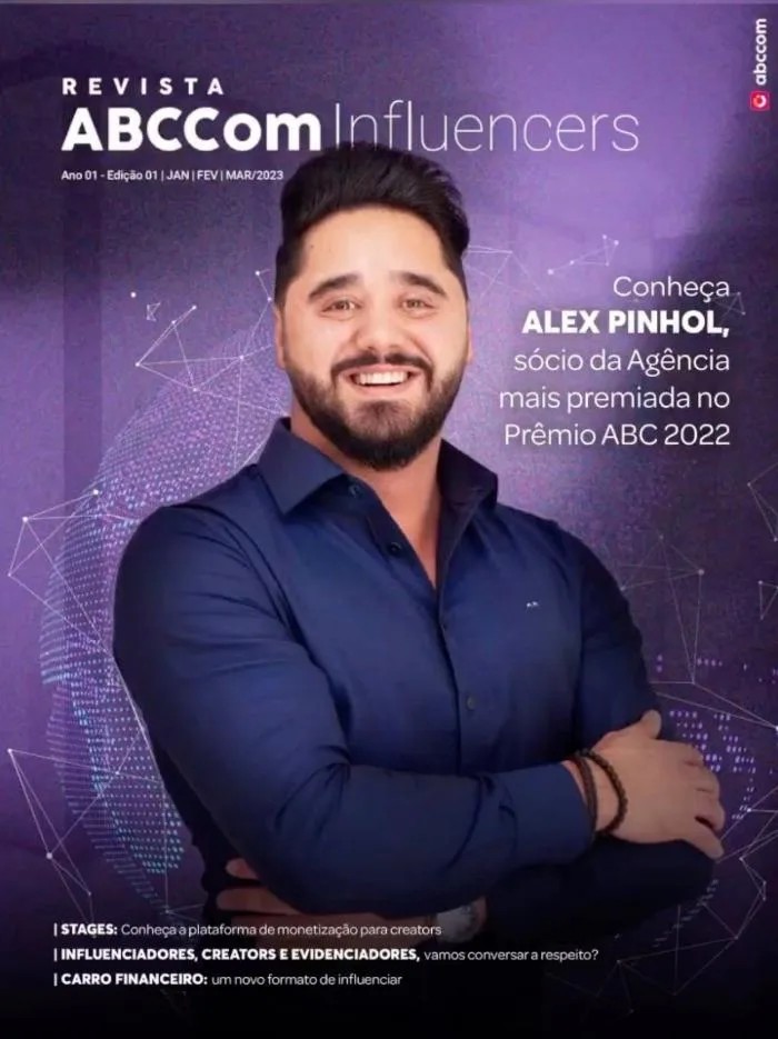 Capa da revista ABCCom Influencers com Alex Pinhol, sócio da agência mais premiada no Prêmio ABC 2022
